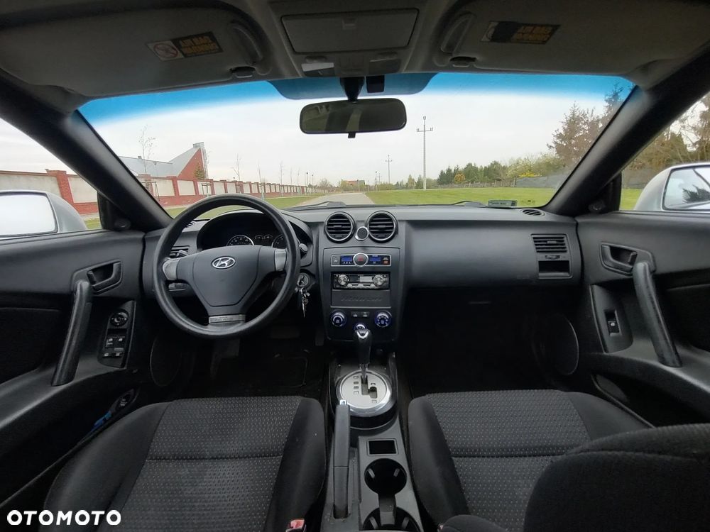 Hyundai Coupe - 17
