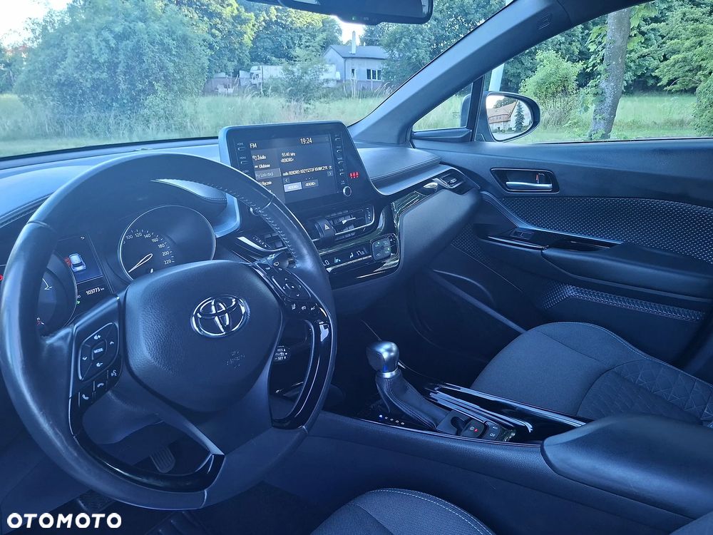 Toyota C-HR - 13