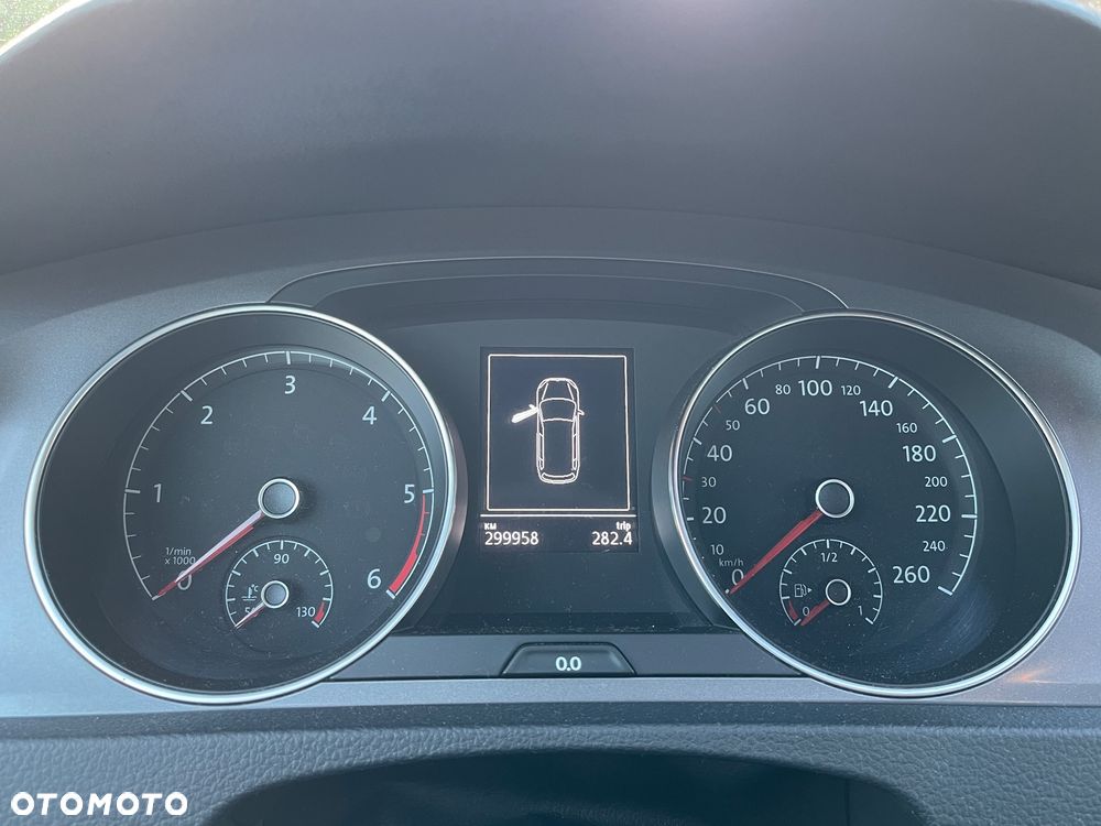 Volkswagen Golf 1.6 TDI BlueMot Trendline DSG - 22