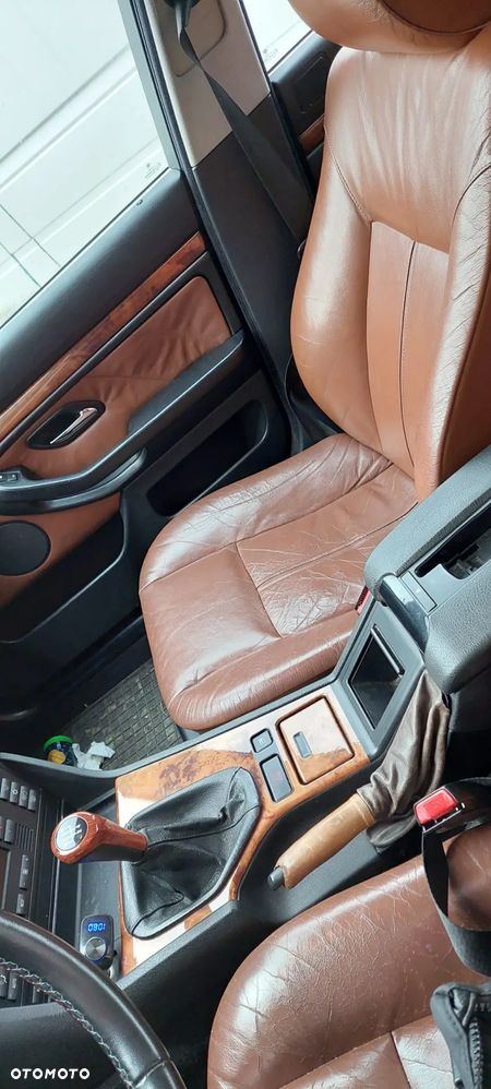 BMW Seria 5 520i - 6