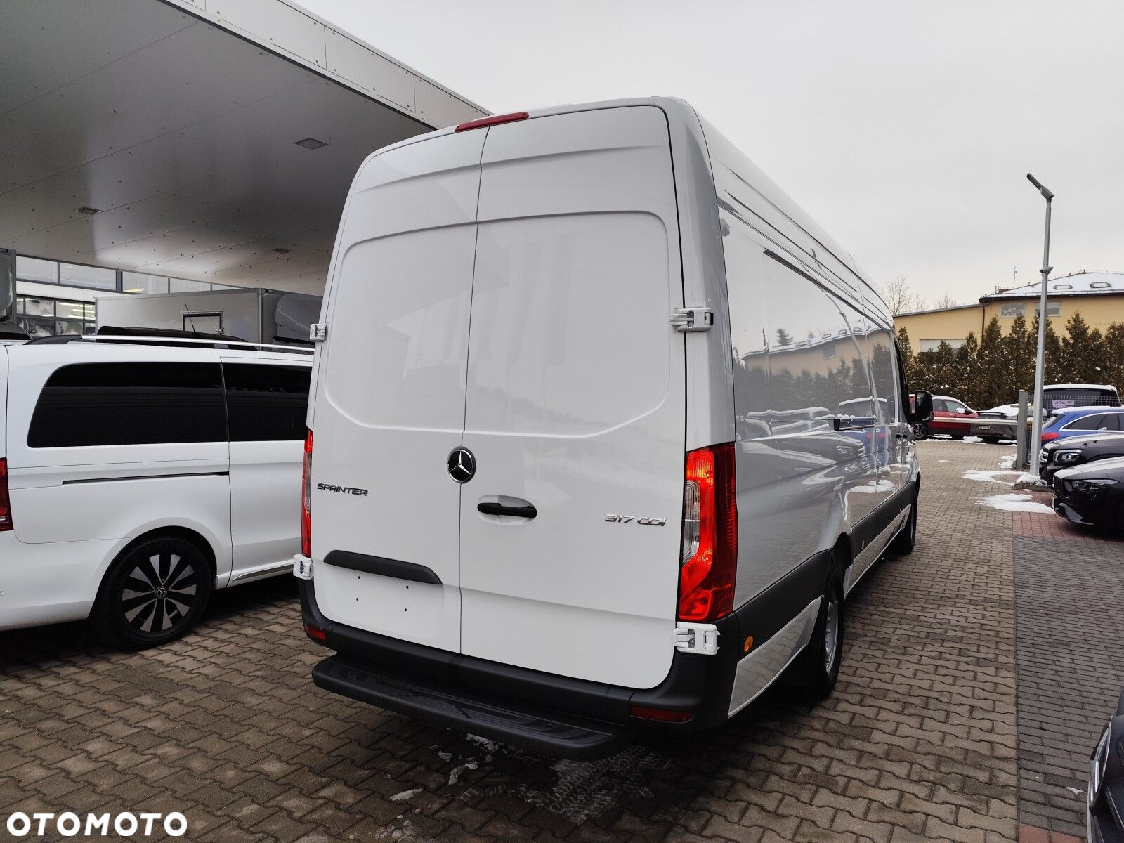 Mercedes-Benz Sprinter 317 CDI KA OM654 - 3