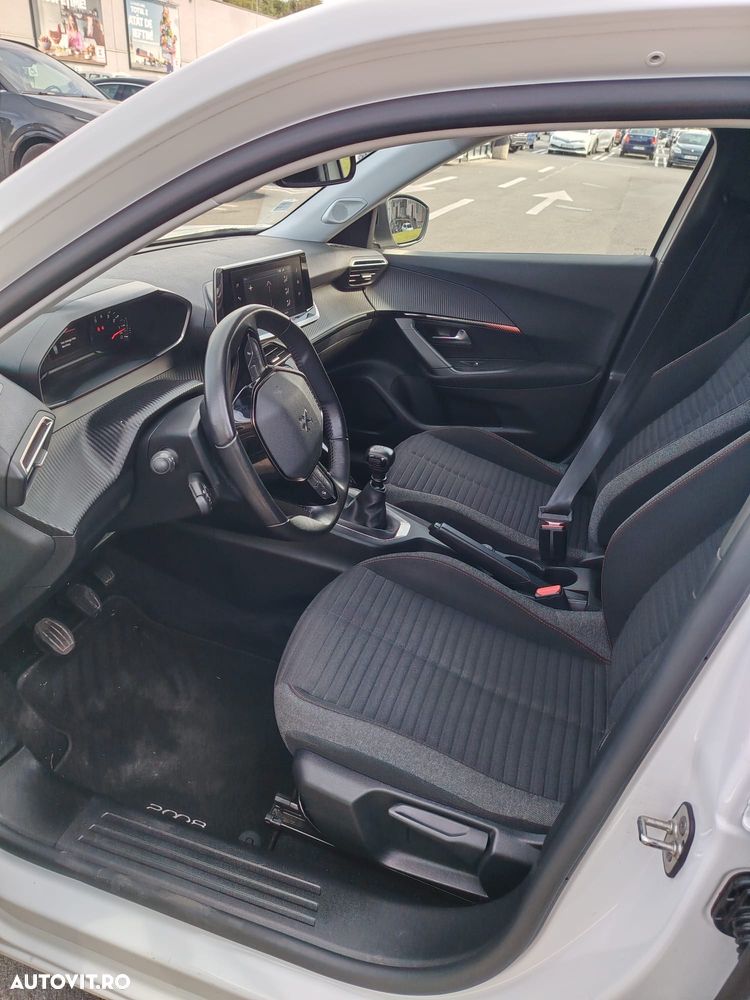 Peugeot 2008 - 7