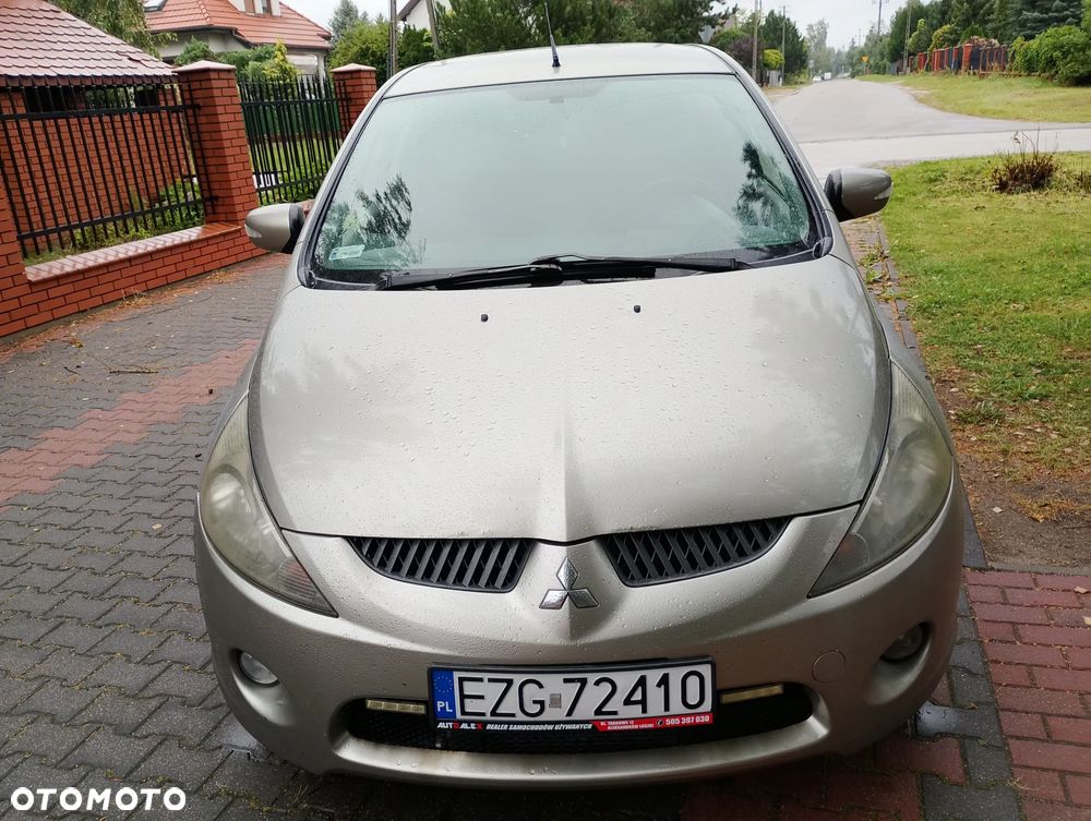 Mitsubishi Grandis 2.0 DI-D 7-Sitzer Intense - 2