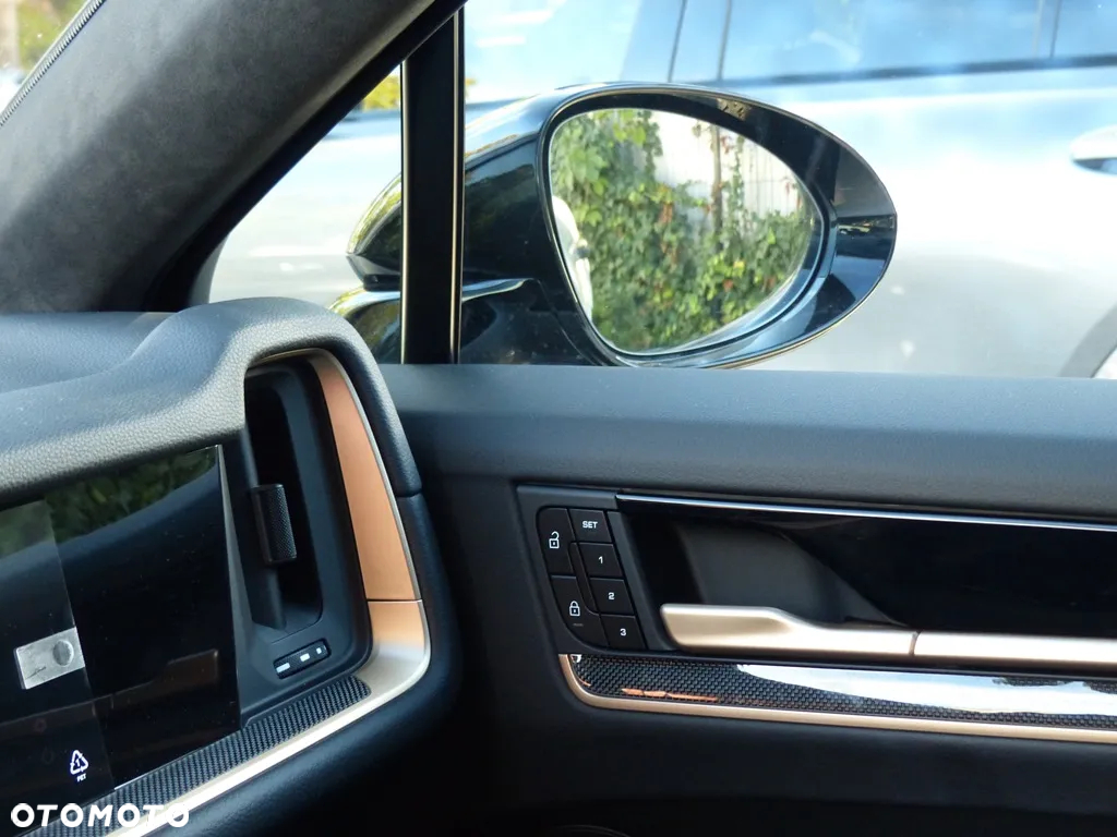 Porsche Cayenne Coupe S - 25