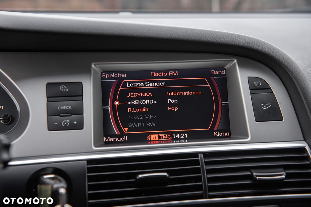 Audi S6 Avant Standard - 24