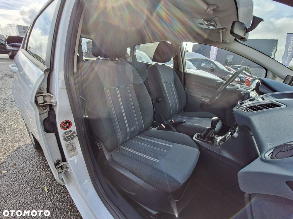 Ford Fiesta 1.25 Trend - 25