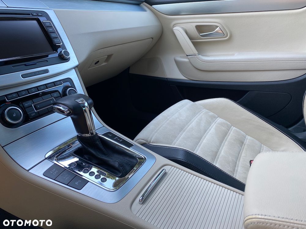 Volkswagen Passat CC 2.0 TDI DSG - 11