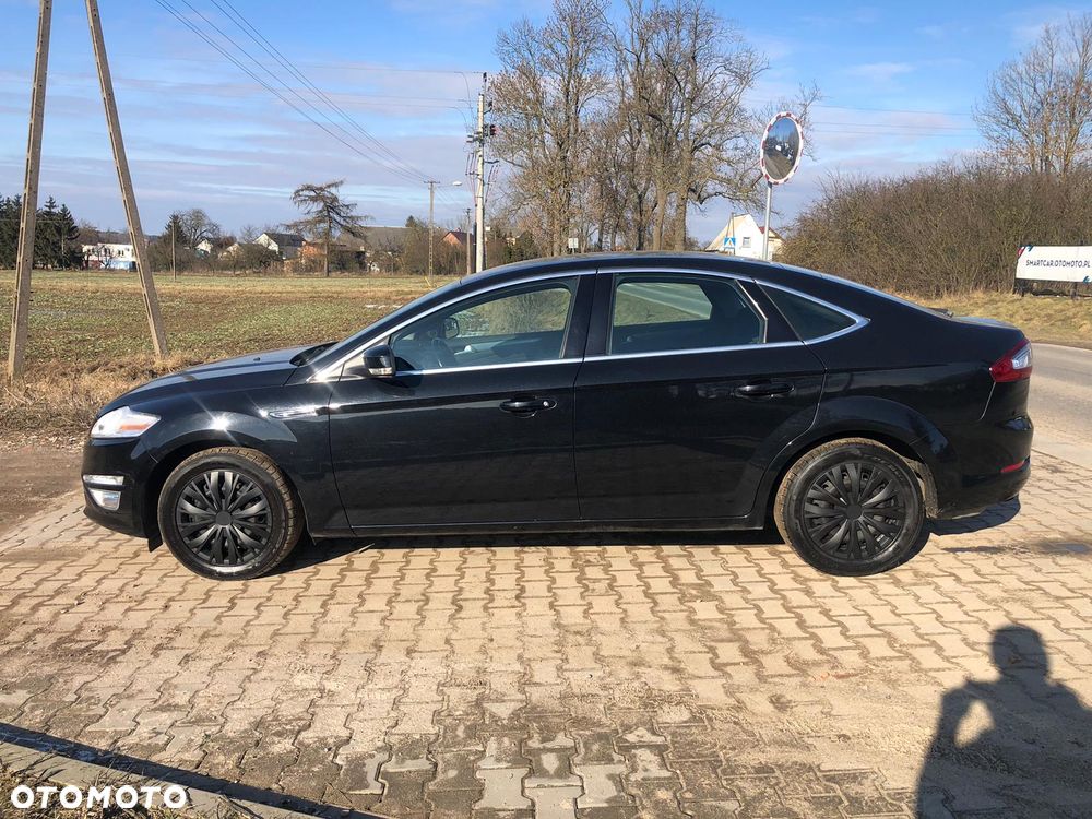 Ford Mondeo 1.6 T Ghia - 25