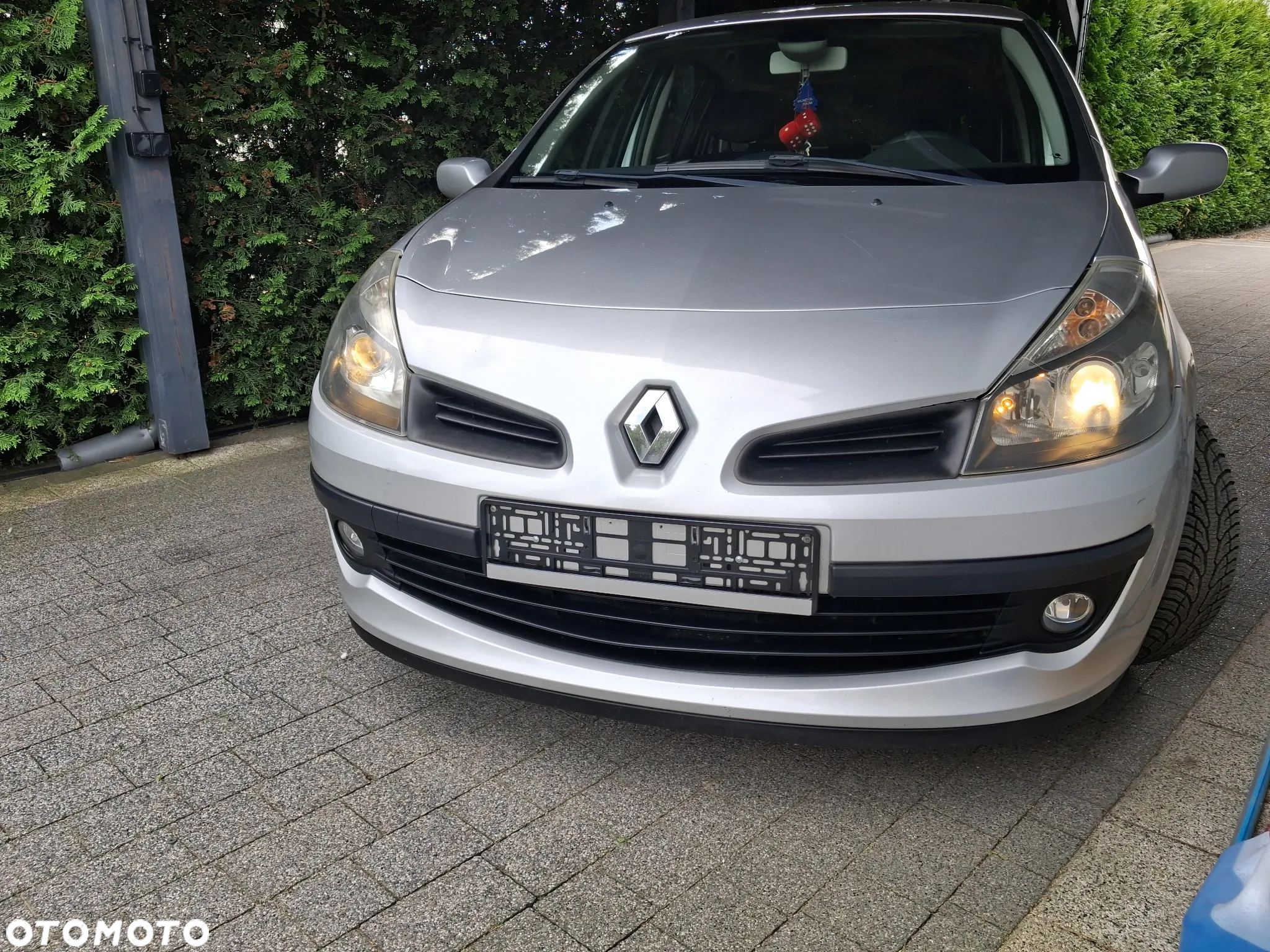 Renault Clio - 6