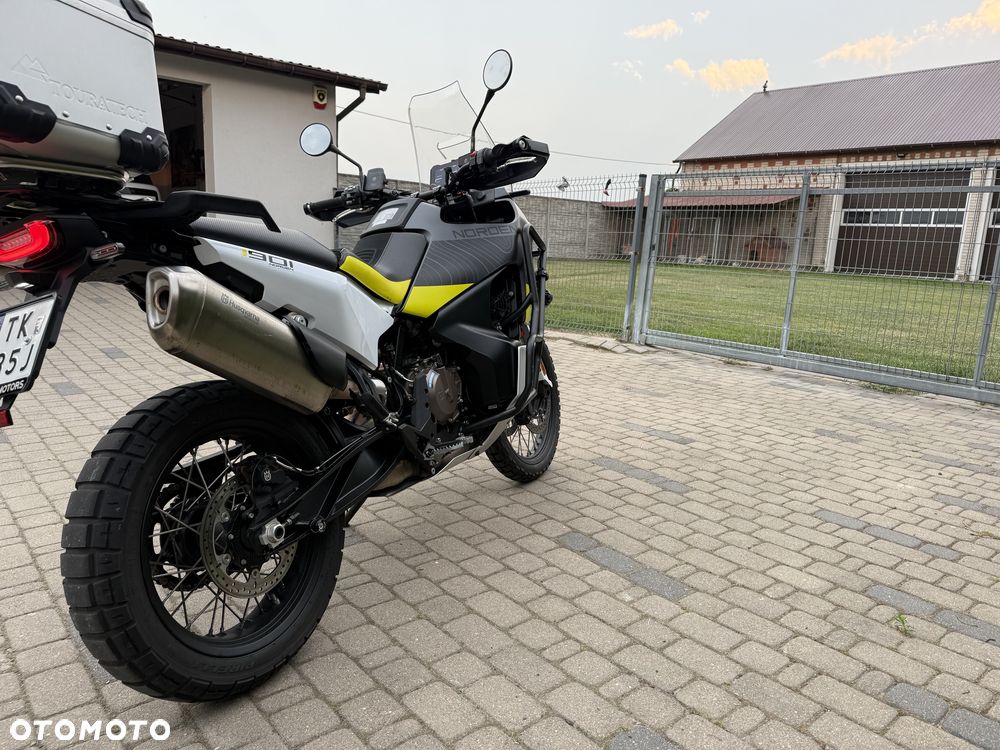 Husqvarna Norden - 12