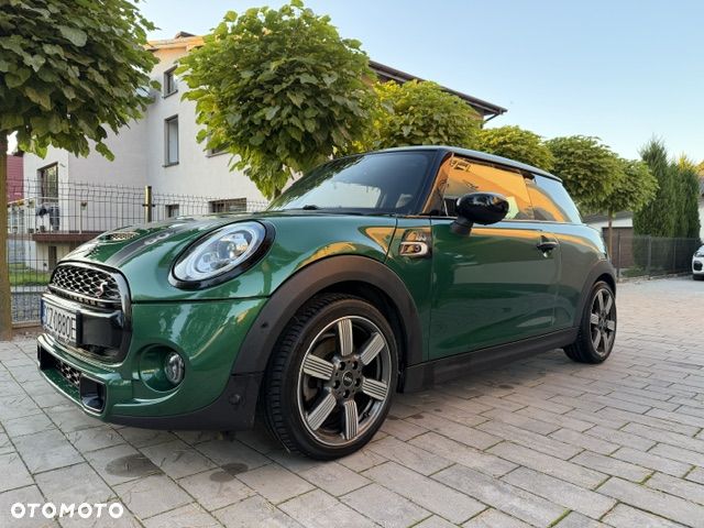 Mini Cooper S 2019 photo 3