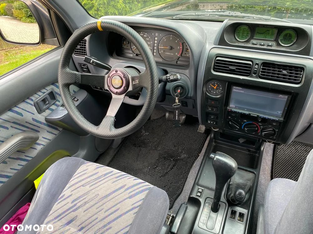 Toyota Land Cruiser - 9