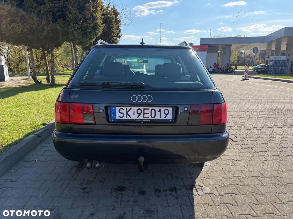 Audi A6 Avant 2.5 TDI - 9