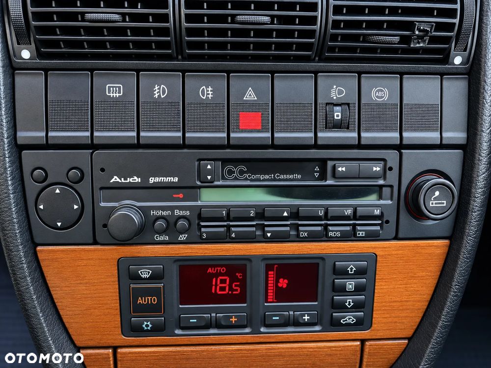 Audi 100 2.8 Quattro - 24