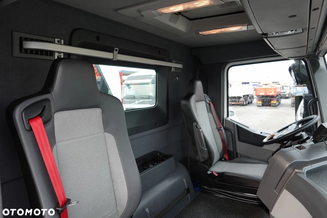 Renault C 380 / 6x2 / SKRZYNIOWY / HDS HIAB 138 B-3 WYSÓW 10,5 M / ROTATOR / STEROWANIE RADIOWE / + WINDA ZAŁADOWCZA / ZABUDOWA FIRANKA ZSUWANA / EURO 6 - 35