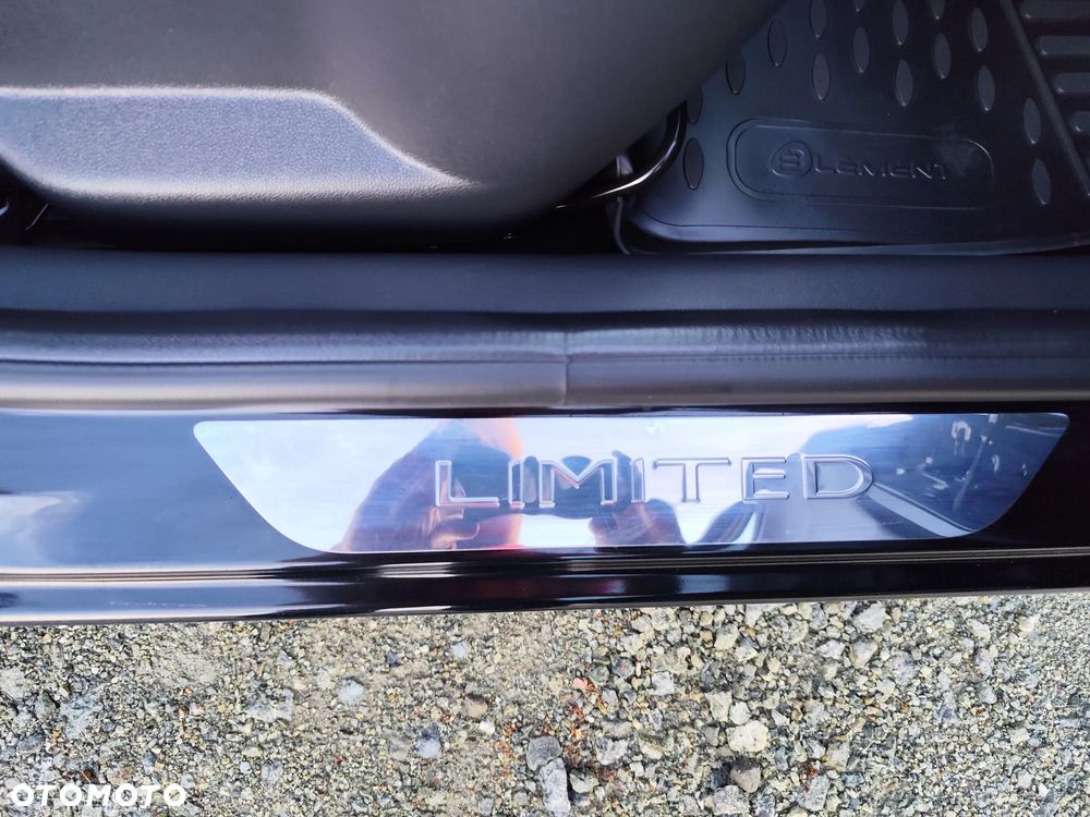 Renault Clio 1.2 16V 75 LIMITED - 21