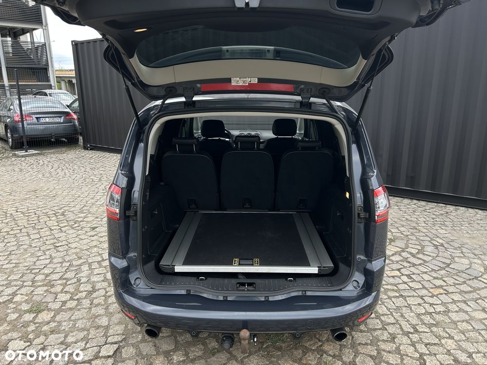 Ford S-Max 2.0 EcoBoost ST-Line - 32