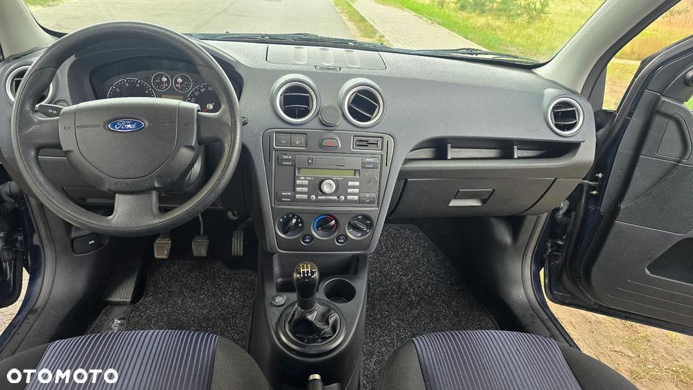 Ford Fusion 1.25 Black Magic - 31