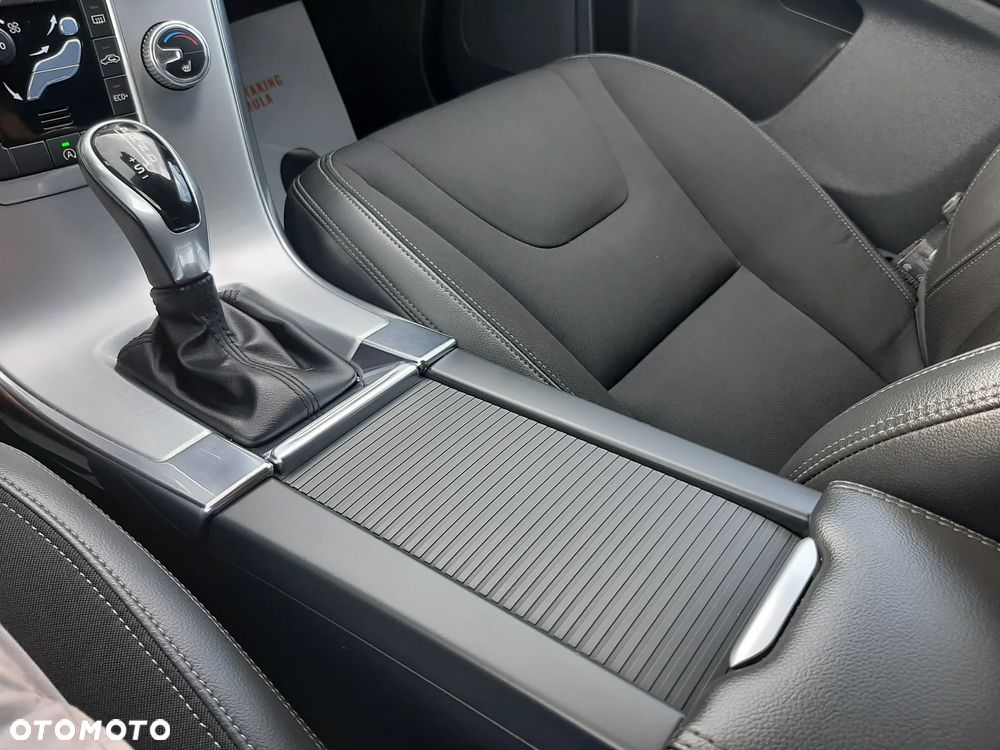 Volvo XC 60 - 19