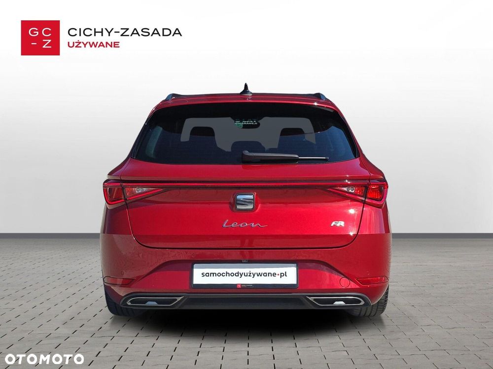 Seat Leon 1.5 eTSI FR DSG - 4