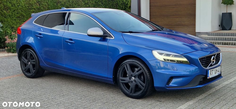 Volvo V40 D4 Geartronic RDesign - 2