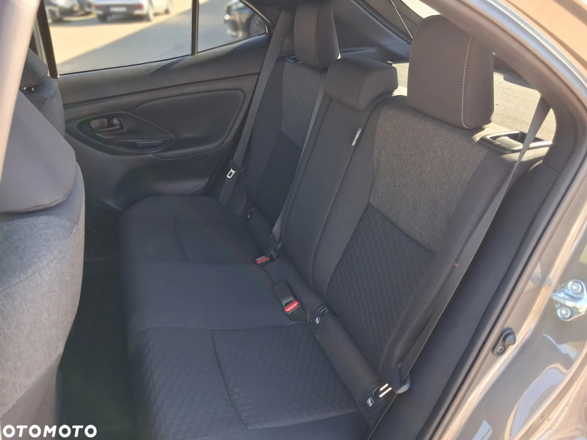 Toyota Yaris Cross Hybrid 1.5 Style - 25
