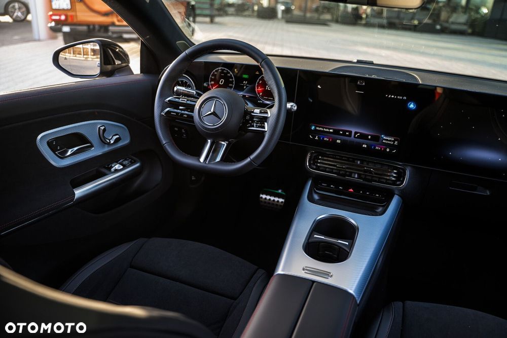 Mercedes-Benz CLA - 18