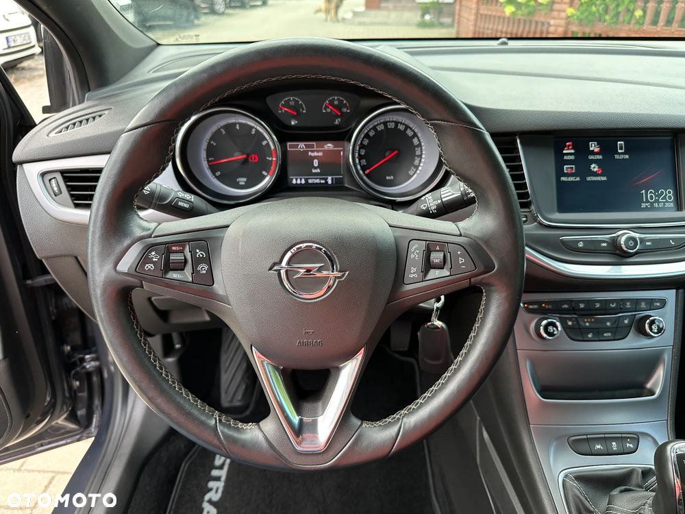 Opel Astra - 8