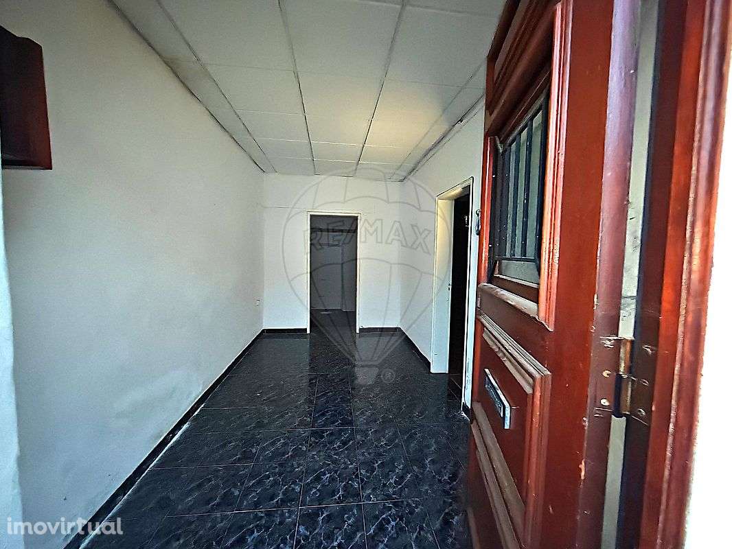 Moradia T2 para venda - Grande imagem: 2/22