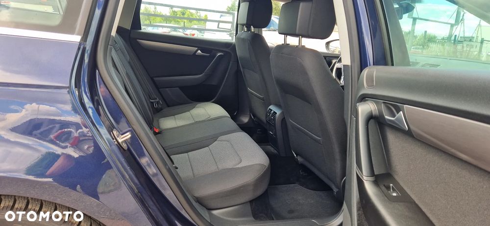 Volkswagen Passat Variant 1.6 TDI BlueMotion Technology Comfortline - 12