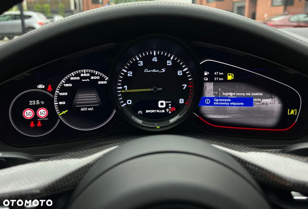Porsche Panamera Turbo S - 27