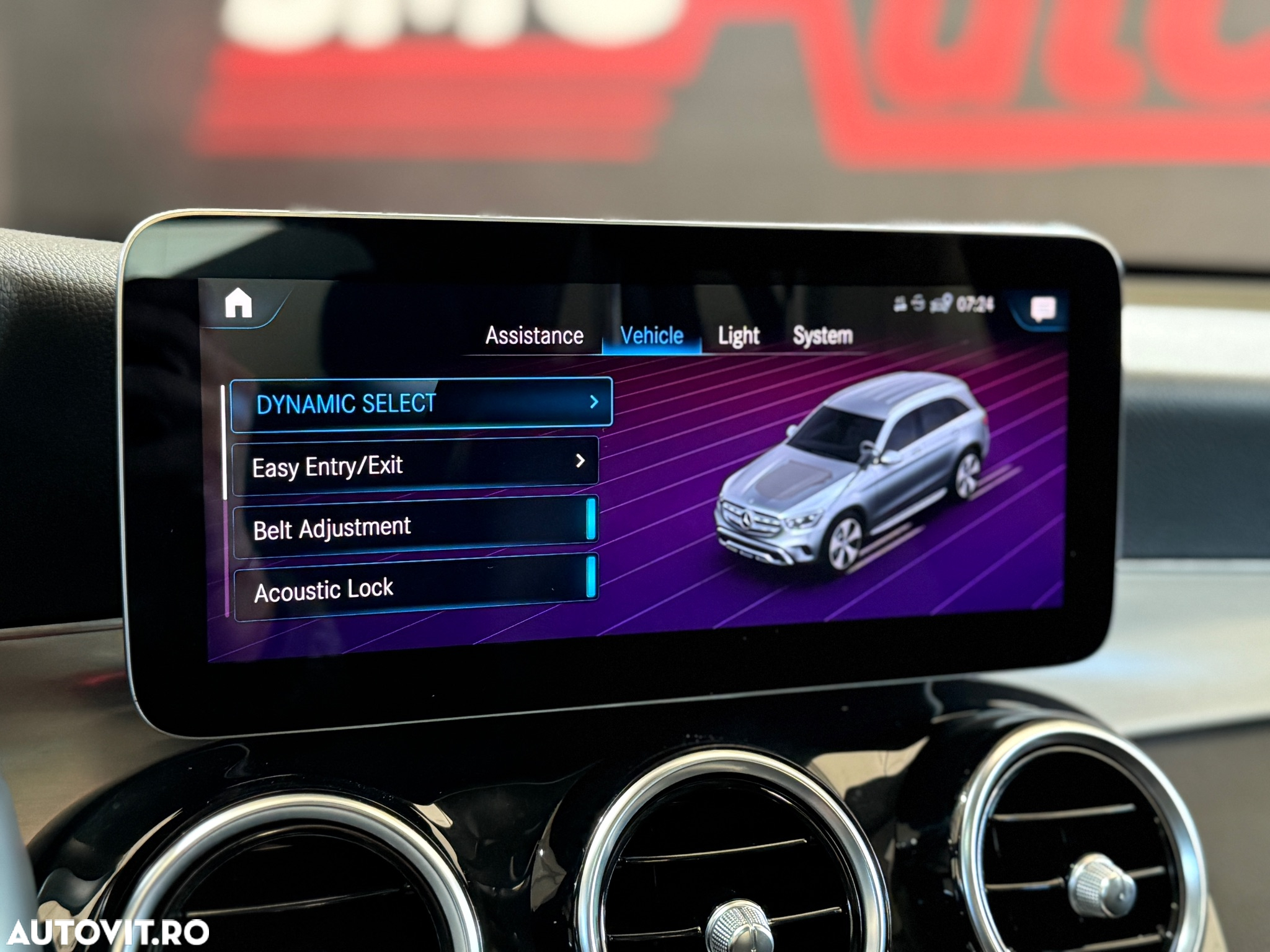 Mercedes-Benz GLC 300 4Matic 9G-TRONIC - 23