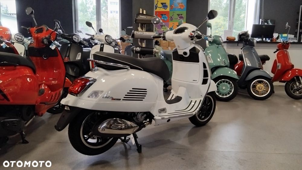 Vespa GTS - 3