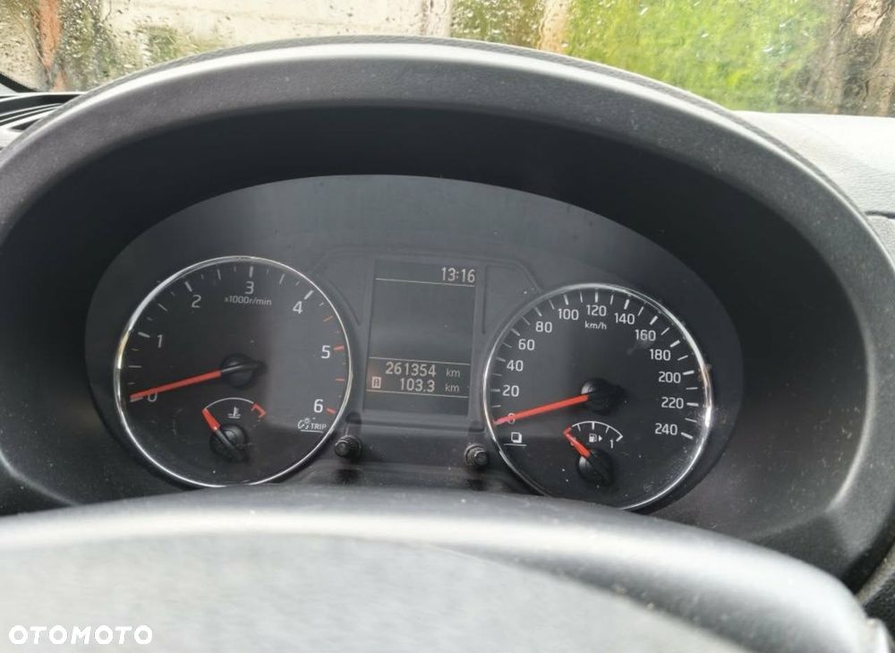 Nissan X-Trail 2.0 dCi SE - 2