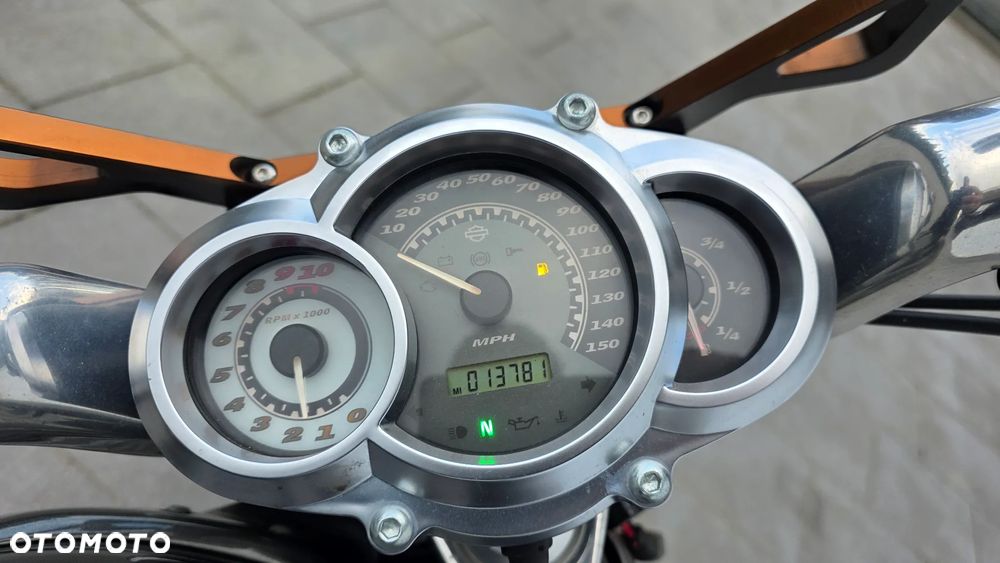 Harley-Davidson V-Rod Muscle - 9