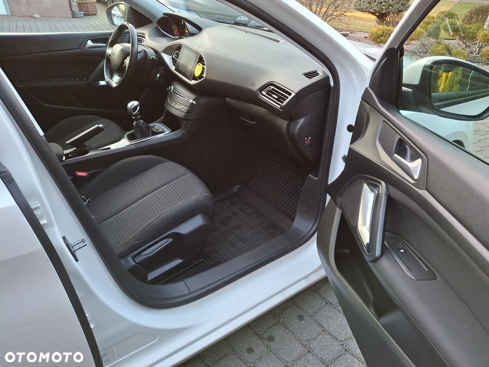 Opel Astra 1.6 CDTI Enjoy S&S - 16