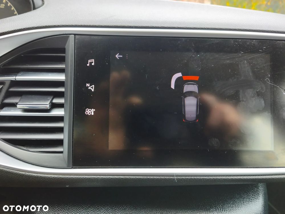 Peugeot 308 BlueHDi 130 EAT6 Stop & Start Allure - 17