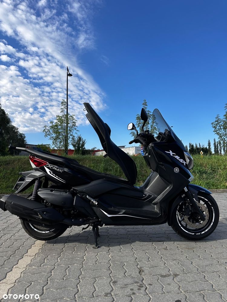 Yamaha X-max - 8