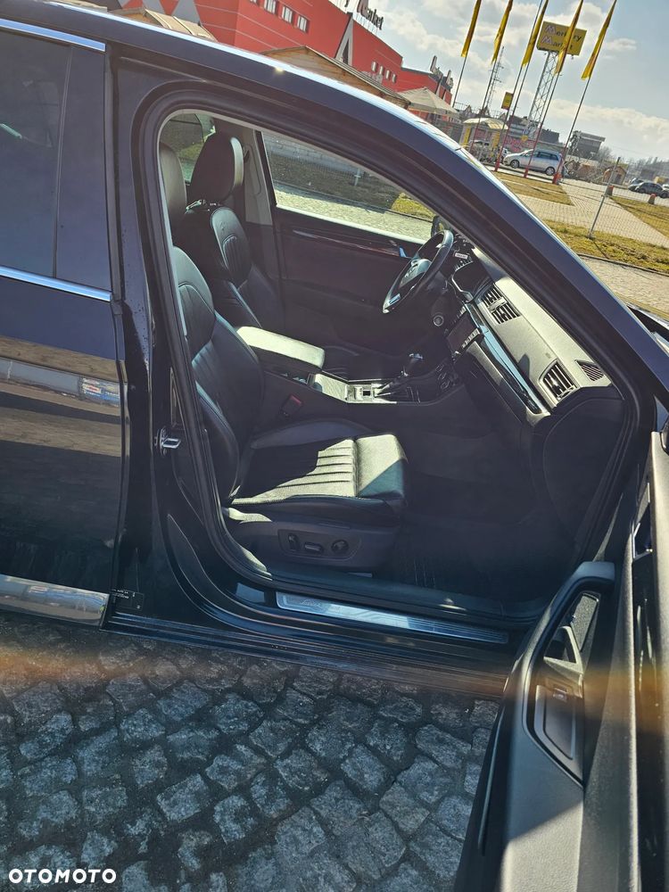 Skoda Superb 2.0 TDI 4x4 L&K DSG - 16