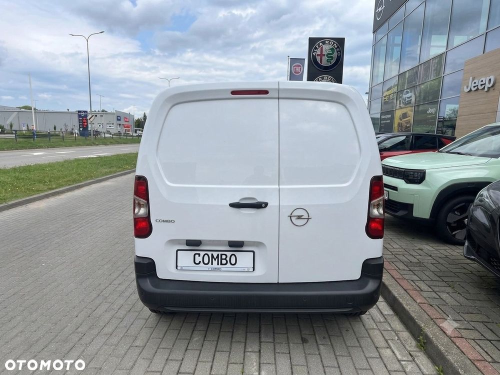 Opel Combo 1.2 Turbo Edition Plus S&S - 4