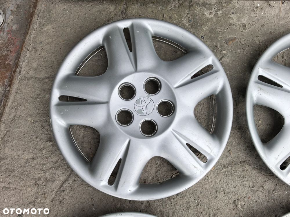 Toyota Avensis T22 Kołpaki 15" KOMPLET - 4