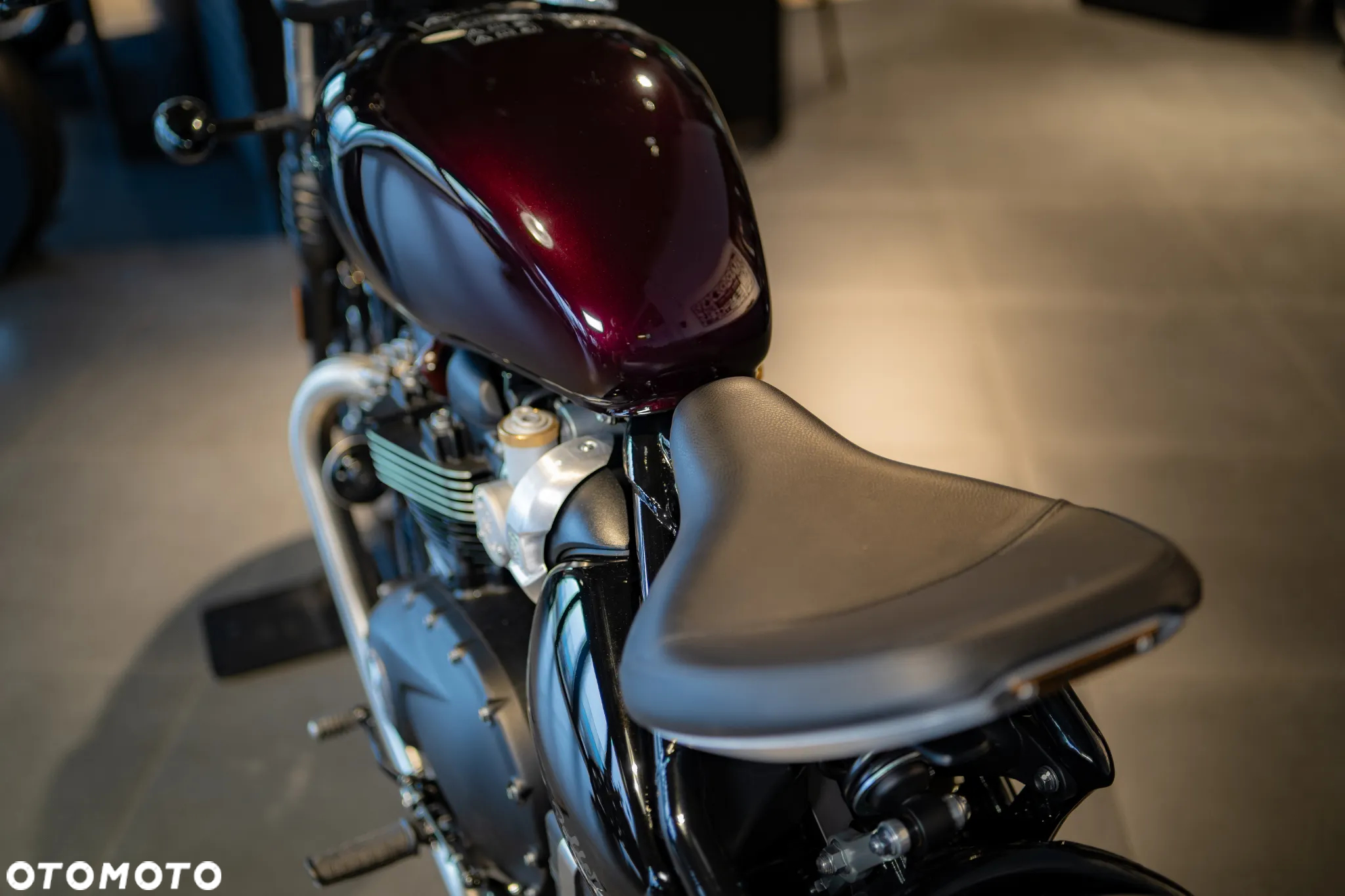 Triumph Bonneville Bobber - 28