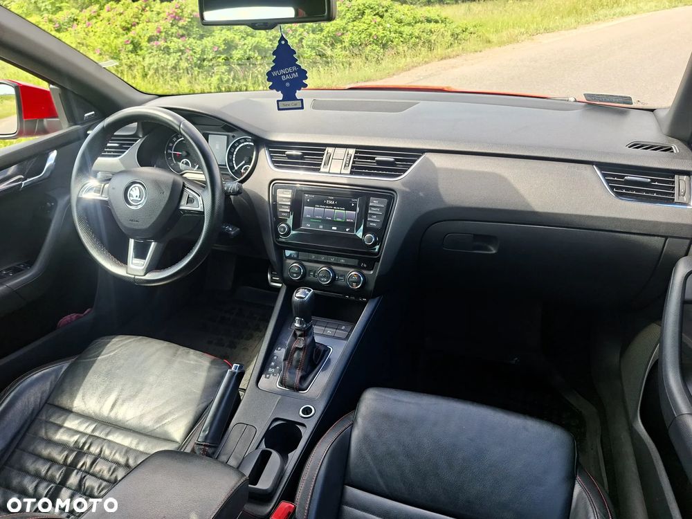 Skoda Octavia 2.0 TDI RS DSG - 11