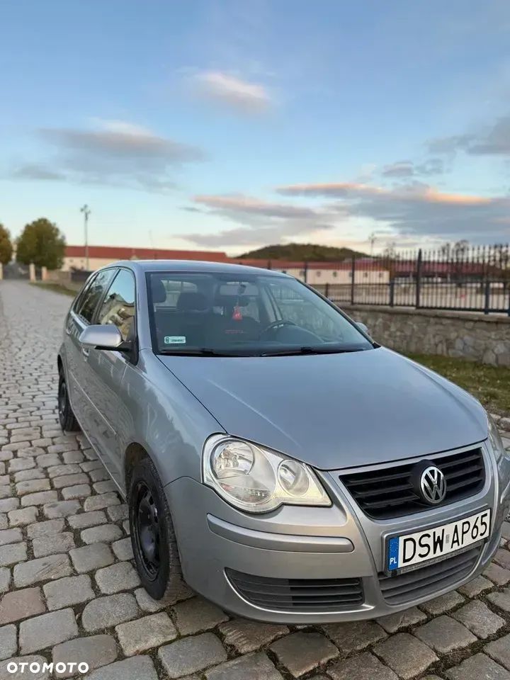 Volkswagen Polo - 5