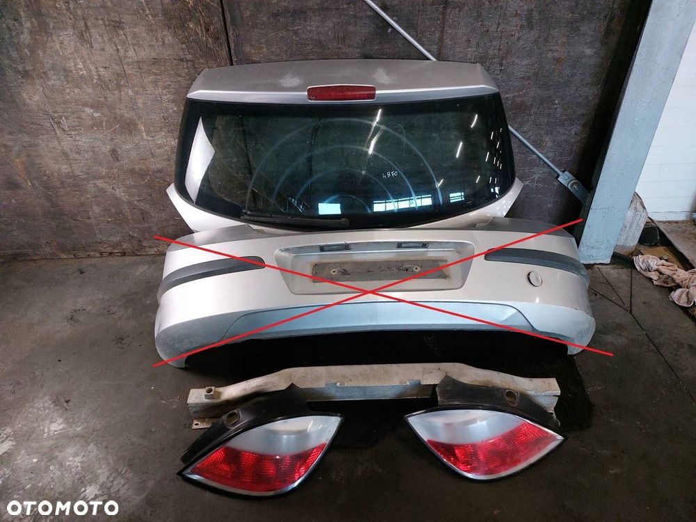 KLAPA BAGAŻNIKA + LAMPA LEWA PRAWA OPEL ASTRA H Z157 - 1