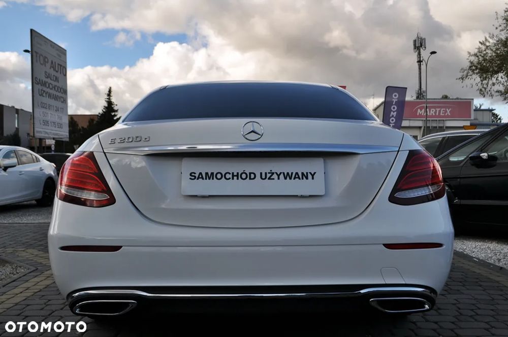 Mercedes-Benz Klasa E 200 d 9G-TRONIC - 11