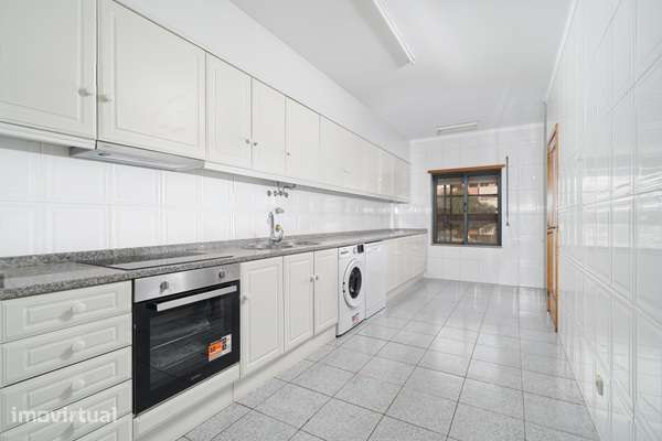 Apartamento T3 para venda na  Rua Germão Galharde, São Victor, Braga - Grande imagem: 5/20