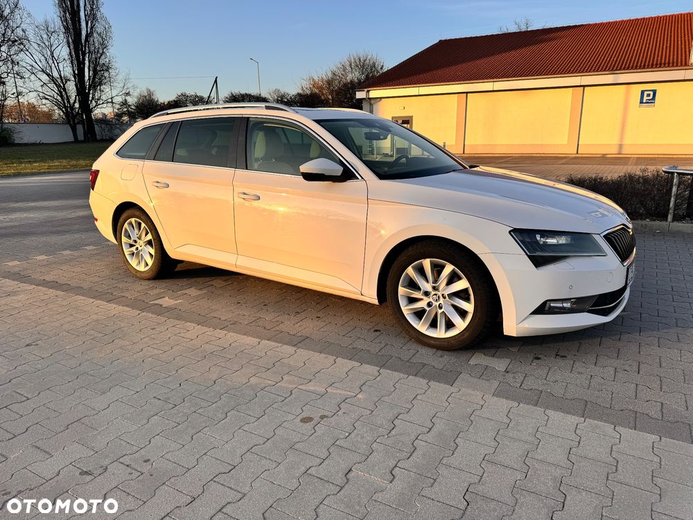 Skoda Superb 2.0 TDI Style DSG7 - 12