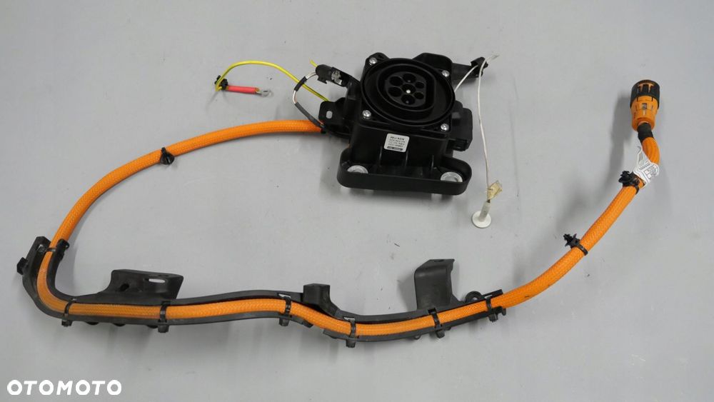 bmw g20 g21 hybryda gniazdo ładowania kabel 7640388 5a1caf6 5a1cb00 - 1