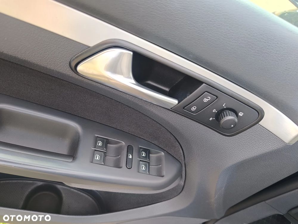 Volkswagen Touran 2.0 TDI DPF Highline Perfectline - 8